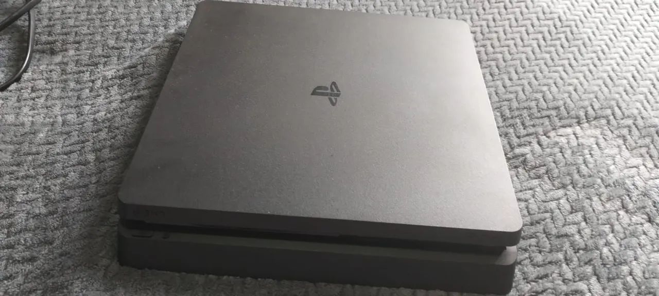 Vendo Play 4 Slim 