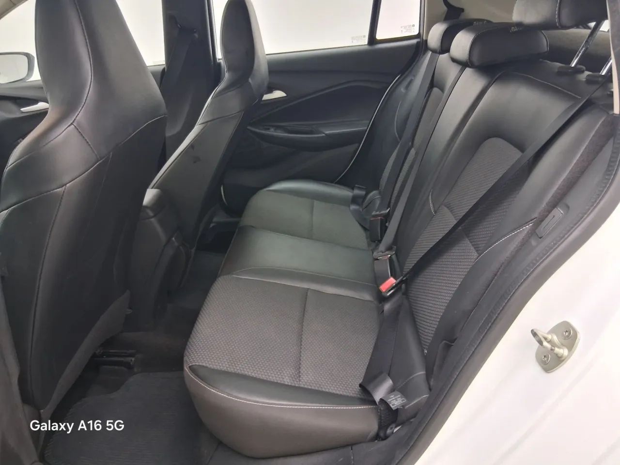 Chevrolet Onix Plus LTZ 1.0 12V TB Flex Aut. 4P, foto 18 de 18