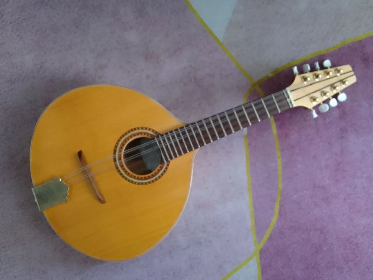 Bandolim 8 cordas de Luthier. 