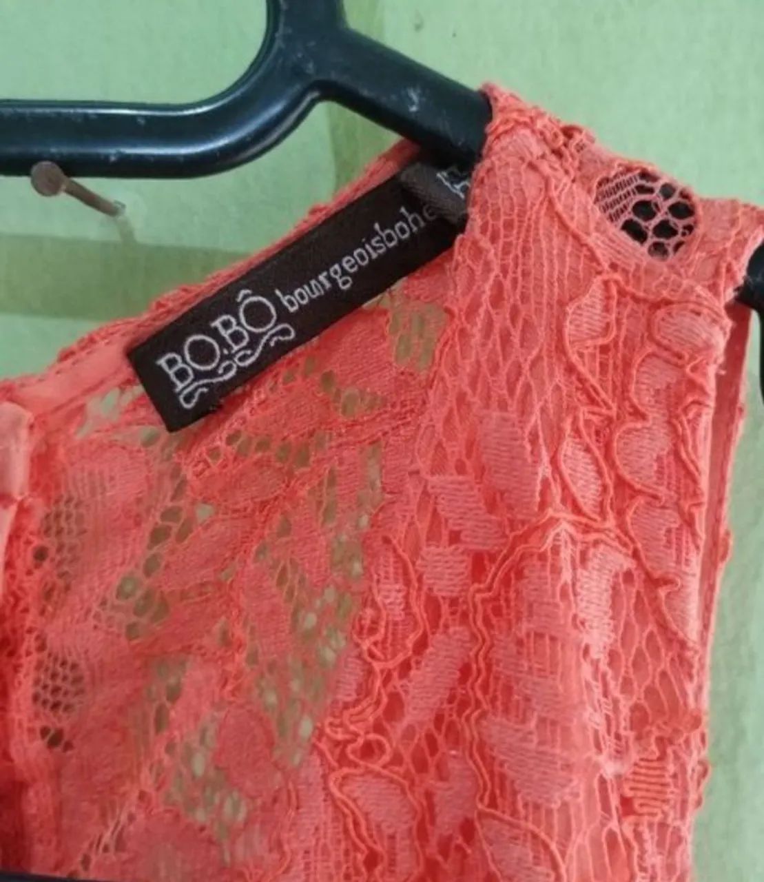 Vestido em renda e detalhe em tule bo-bô - Foto 3