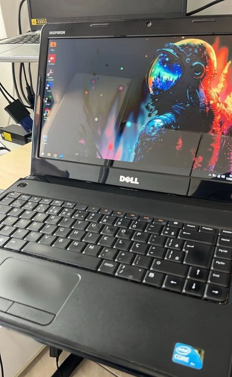 Notebook Dell Core i3 / 6GB RAM / HD 240GB - Funcionando Perfeitamente