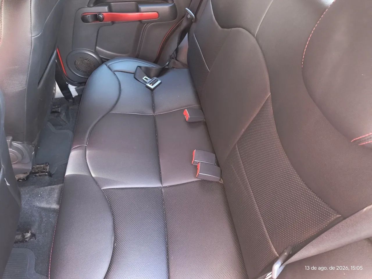 Fiat Uno Sporting 1.4 EVO Fire Flex 8V 4P 2012 - Foto 2