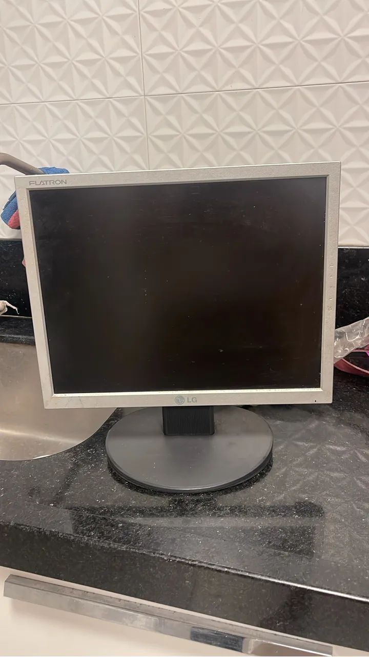 Monitor LG  FLATRON 14 polegadas  - Foto 4