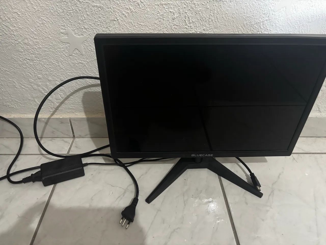 MONITOR BLUECASE 19? 60hz