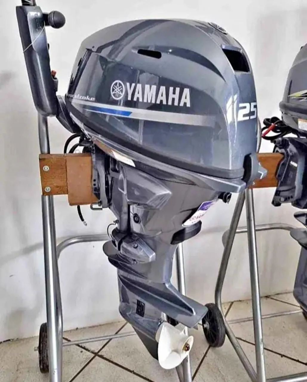 Motor de popa 30 HP - Foto 6