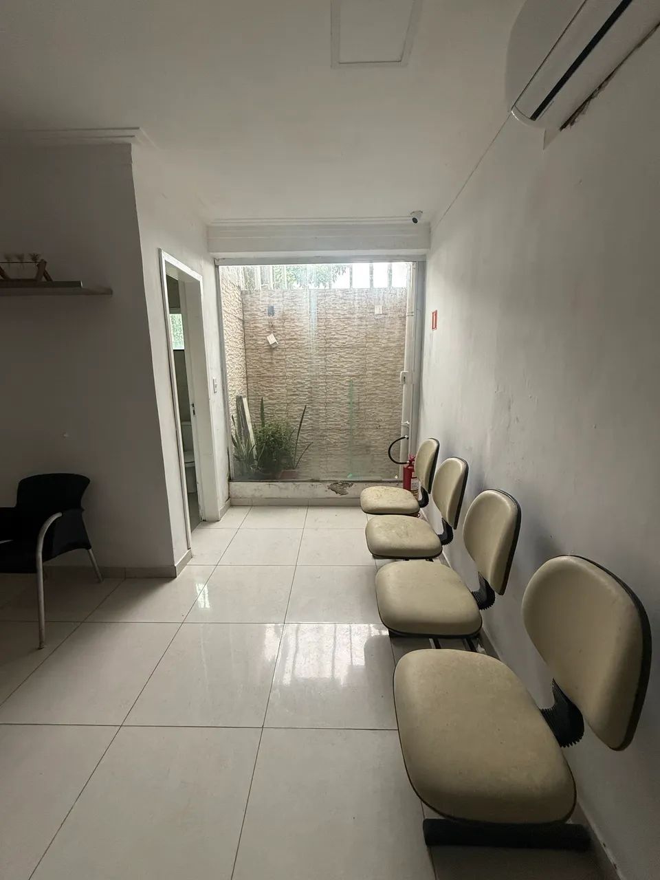 U- Prédio Comercial Vinhais 