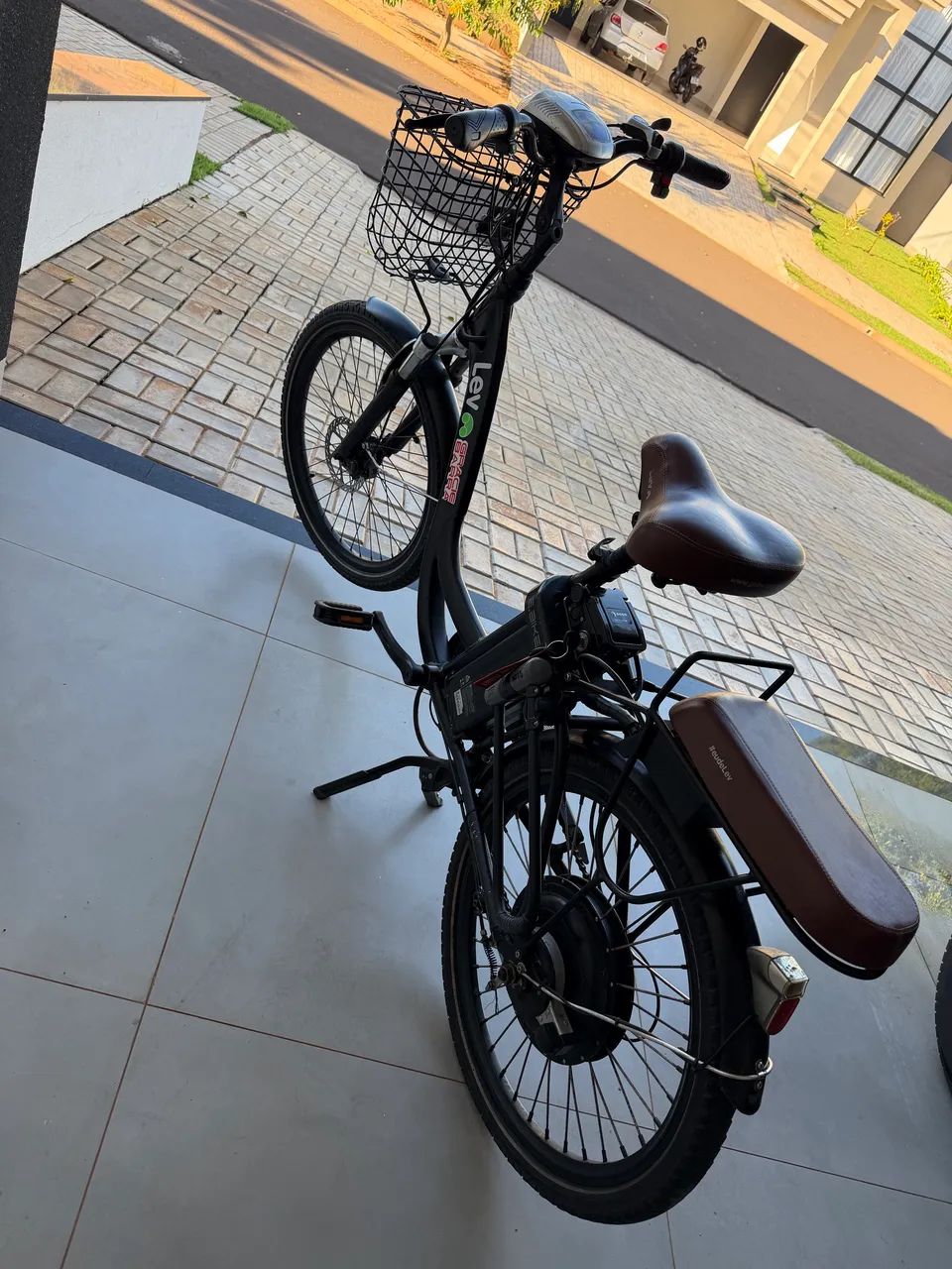 Bicicleta elétrica LEV 