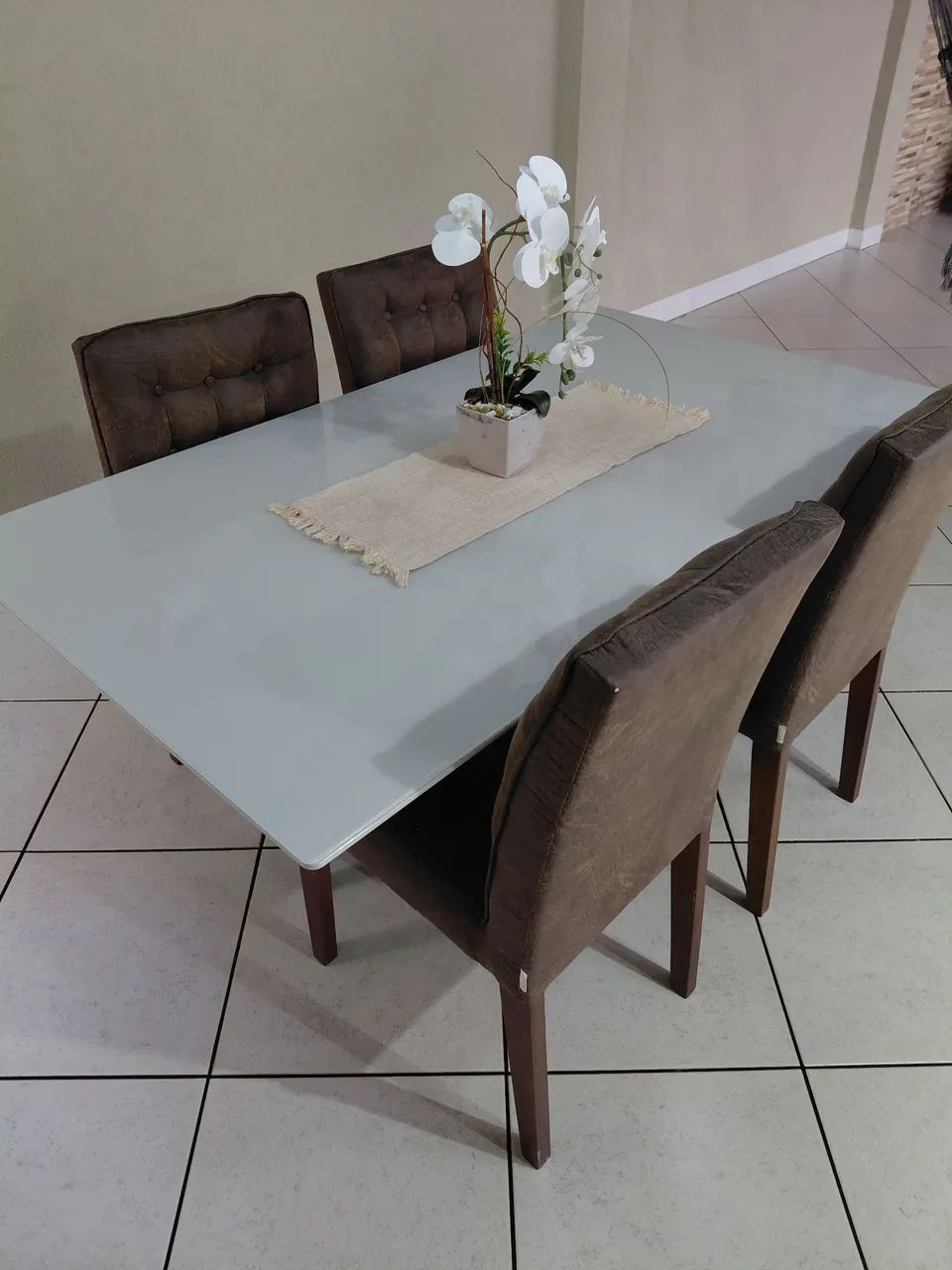 Mesa 4 cadeiras - 1,60 x 0,90 - Foto 2