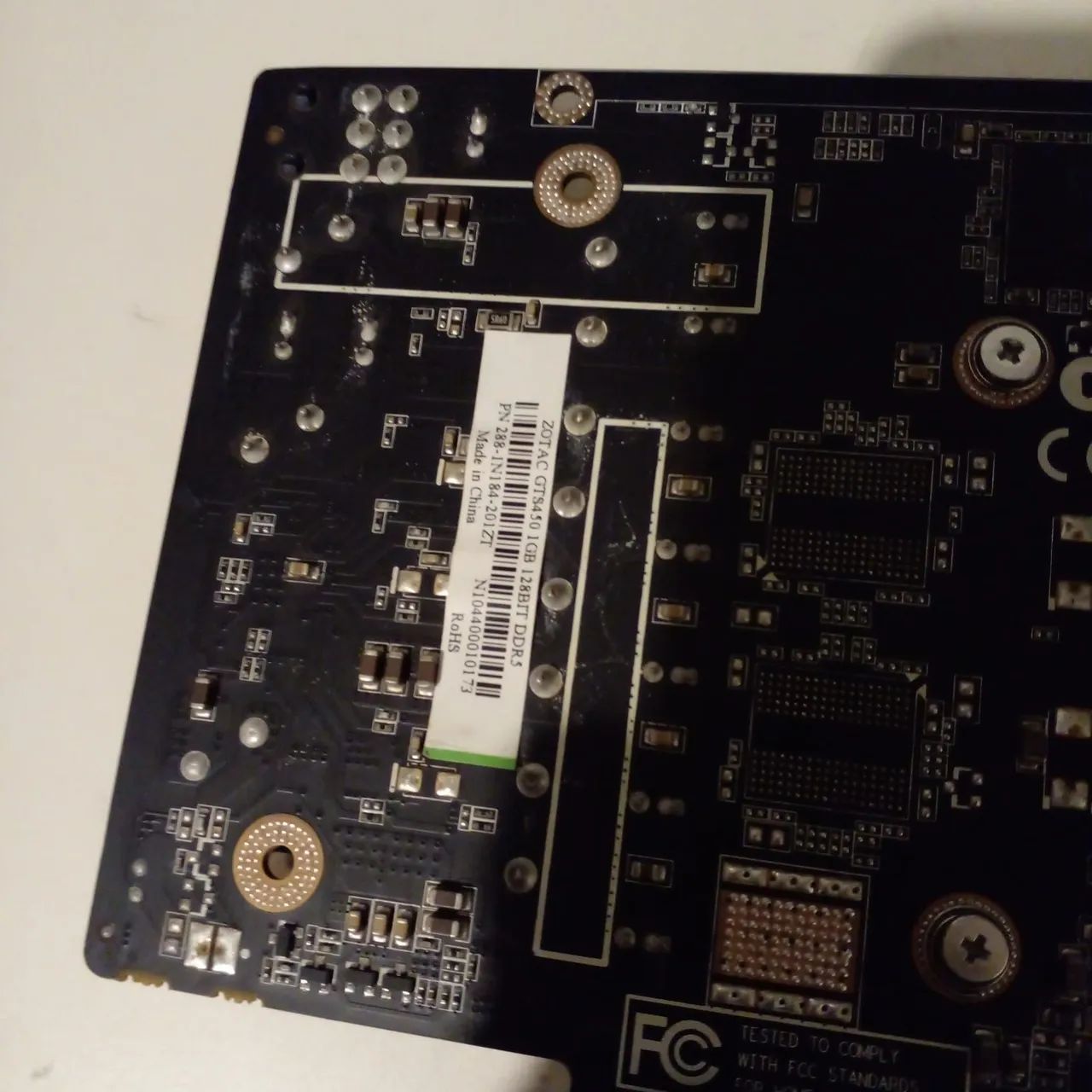 ZOTAC - GTS450 1GB - Foto 4