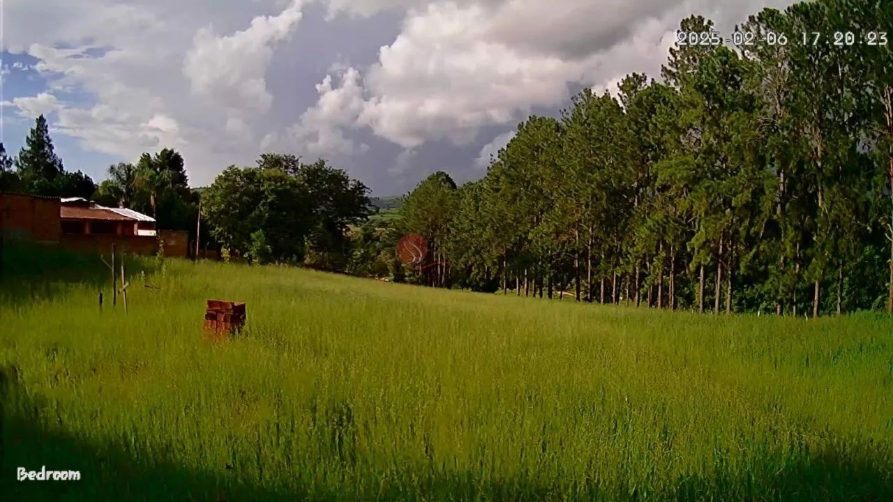 Chácara à venda em Pardinho.