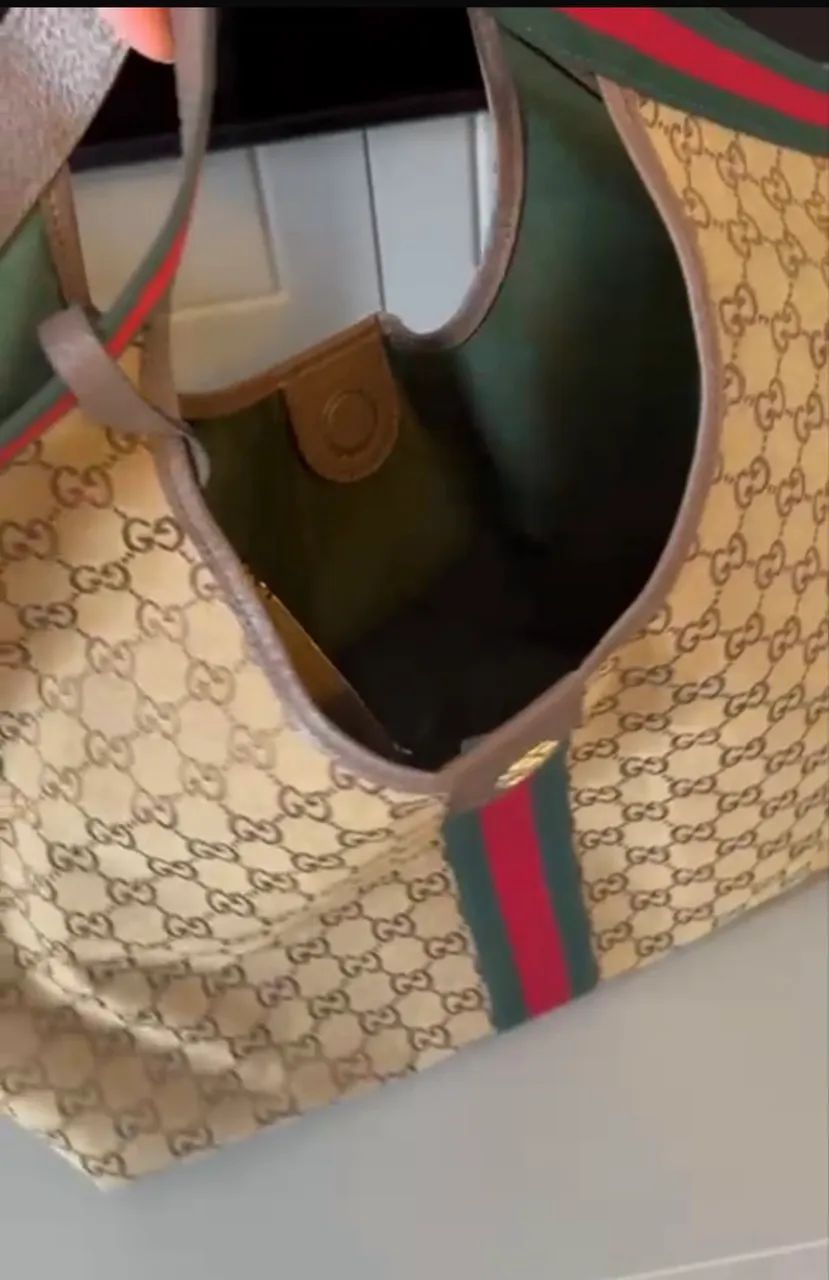 Clássico cheio de estilo bolsa Gucci grande