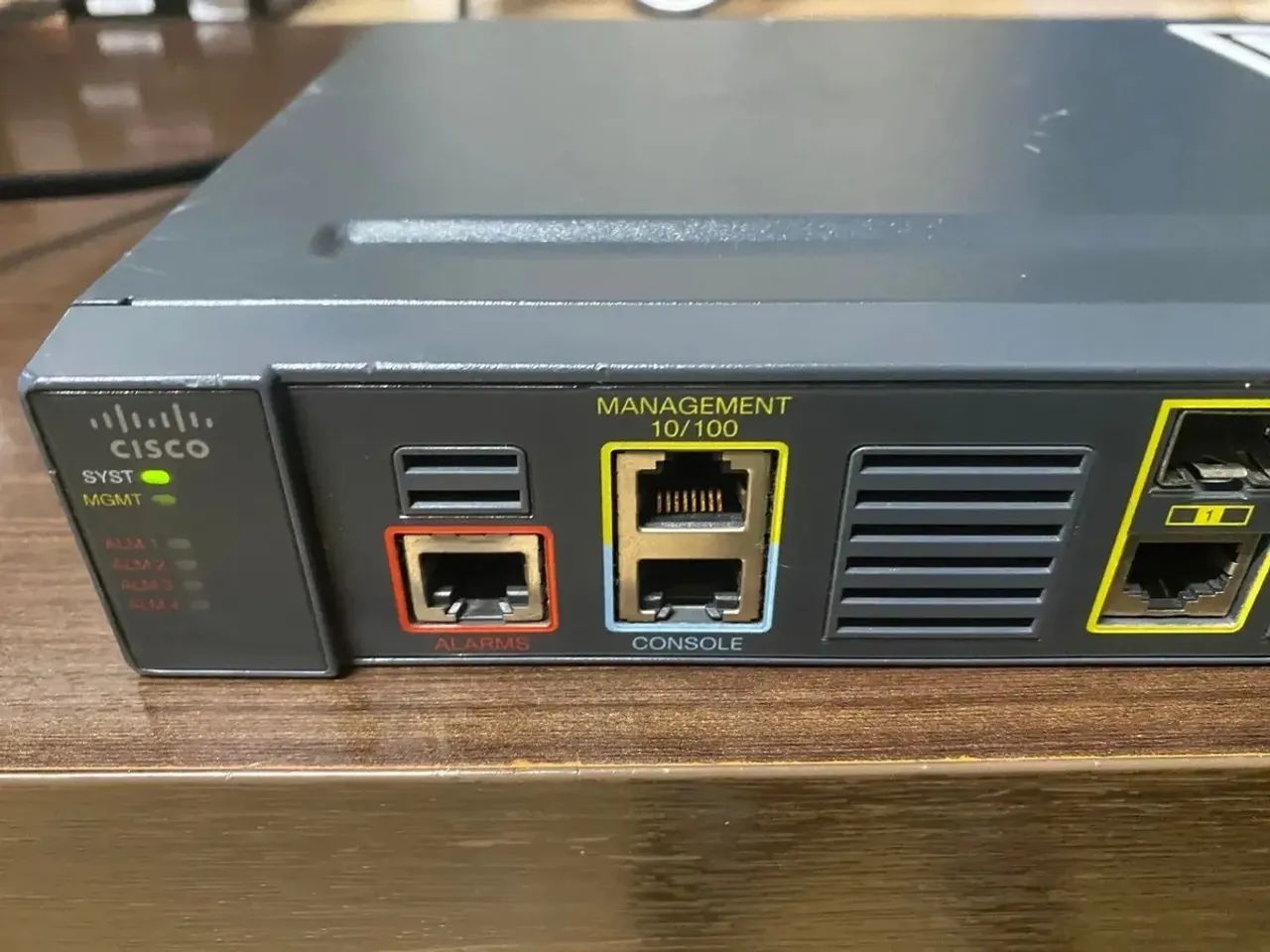 Switch Cisco 3400eg 2 cs-a Usado - Foto 2