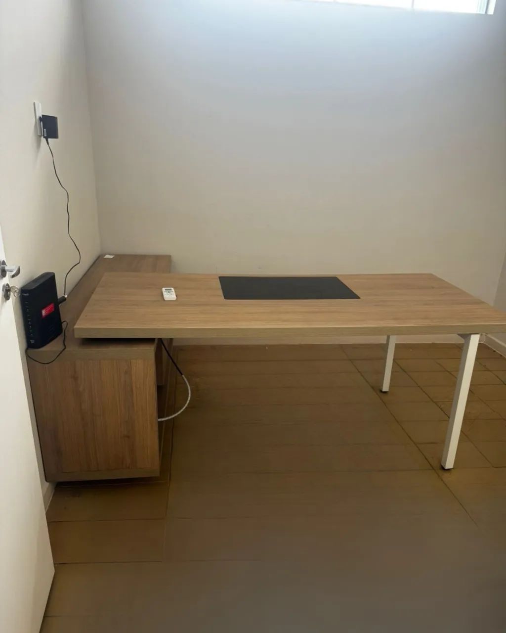 Fina mesa de escritório  - Foto 3
