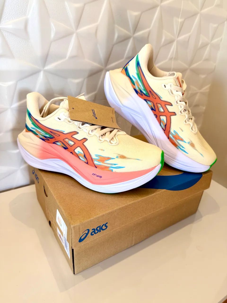 Asics SuperBlast 3 Tamanho 36 e 38 