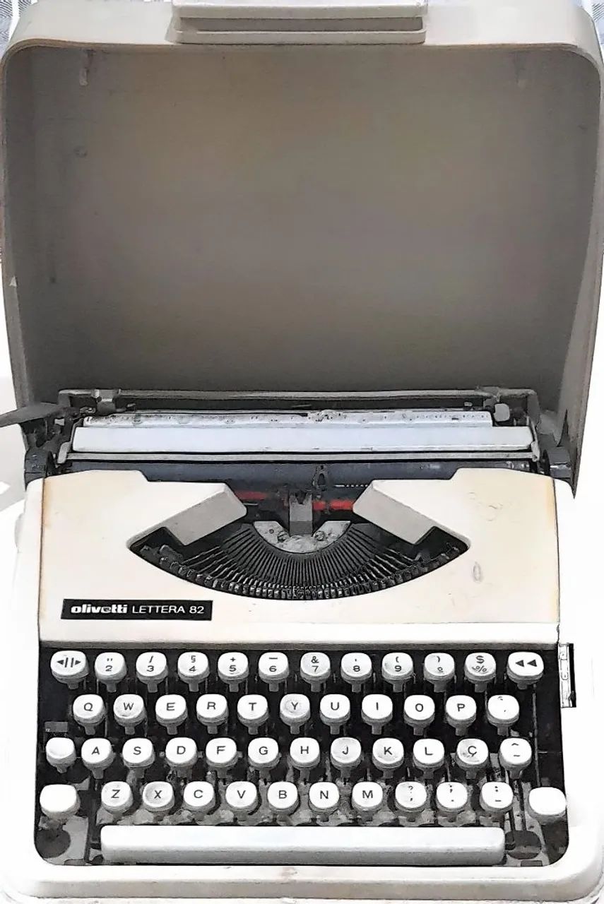 Máquina de escrever portátil 