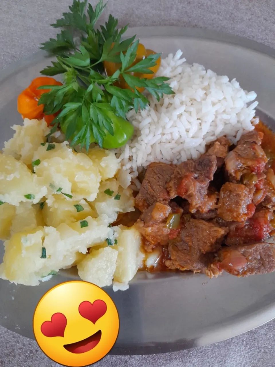 Auxiliar de cozinha 