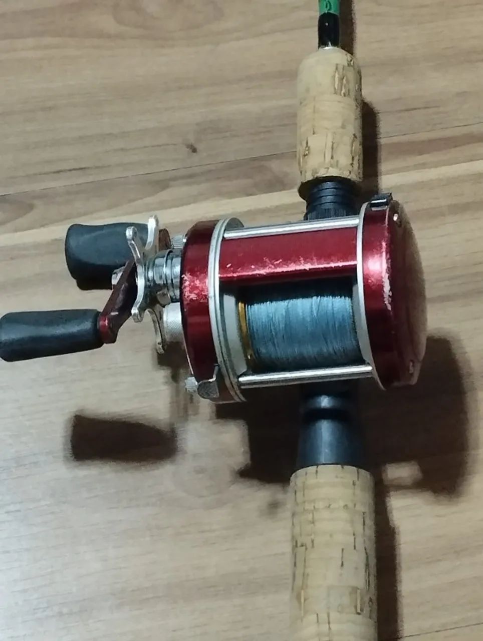 Varas de pesca e carretilhas  - Foto 4