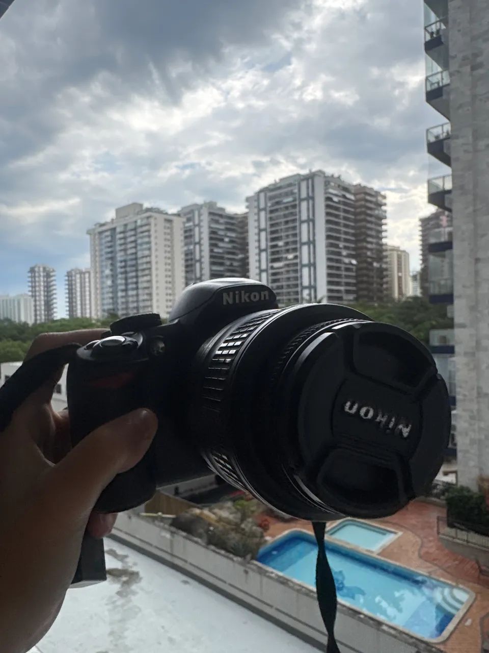 CÂMERA NIKON D3100