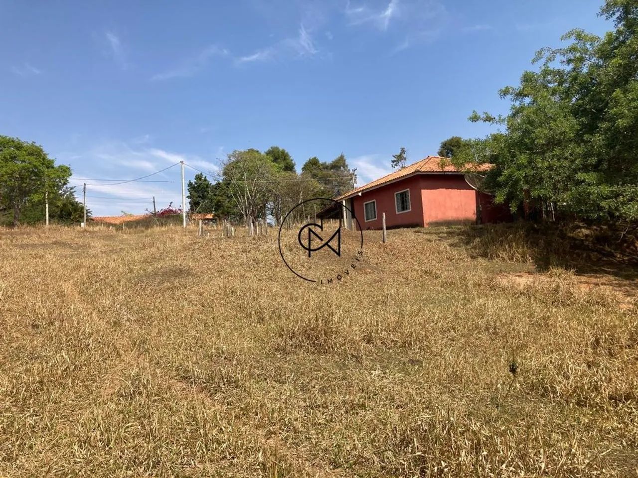 Sítio à Venda em Porangaba, SP, 38 mil m2 com 2 casas e lago - Foto 3
