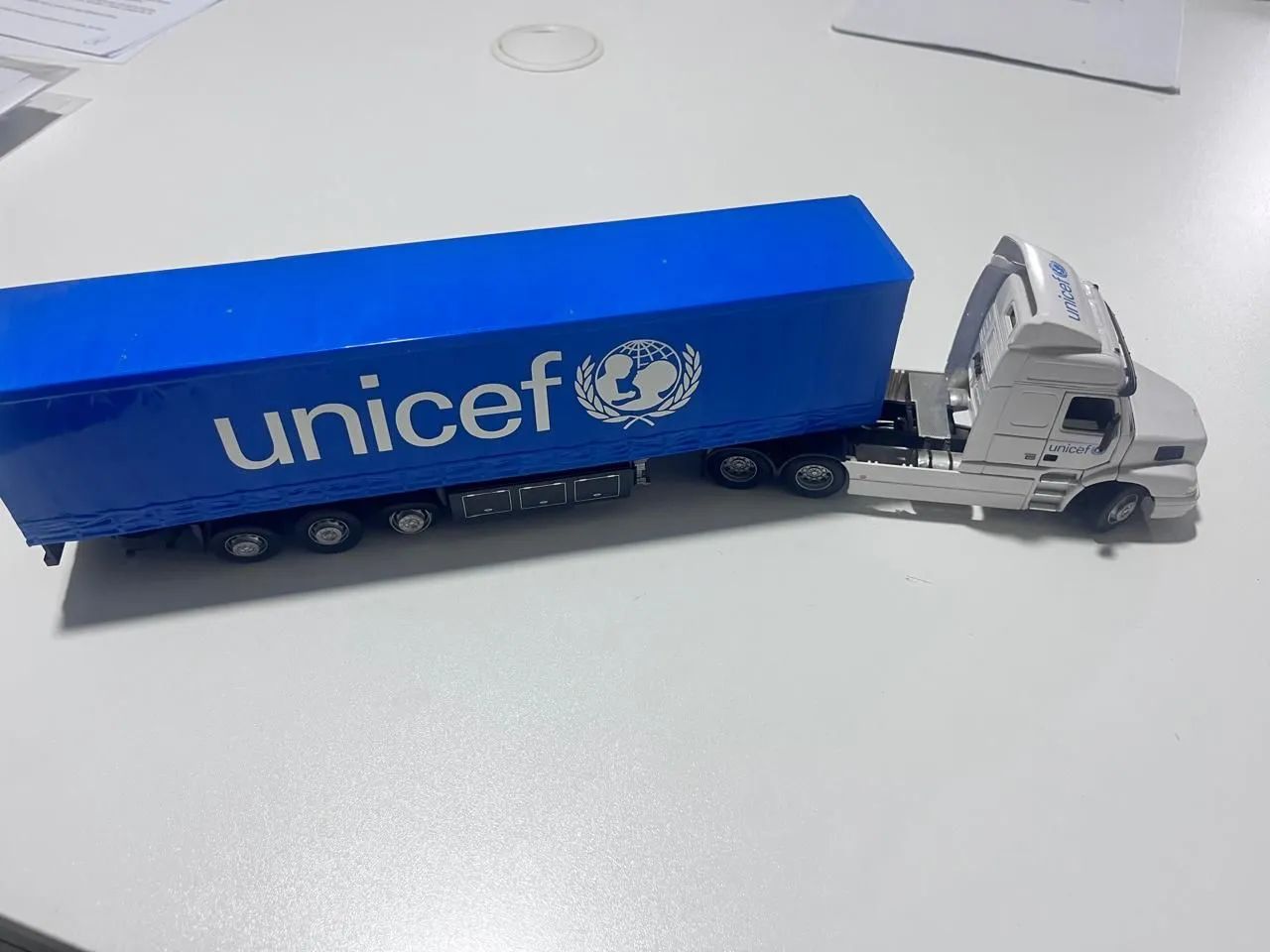 Volvo Globetrotter Unicef - Foto 3