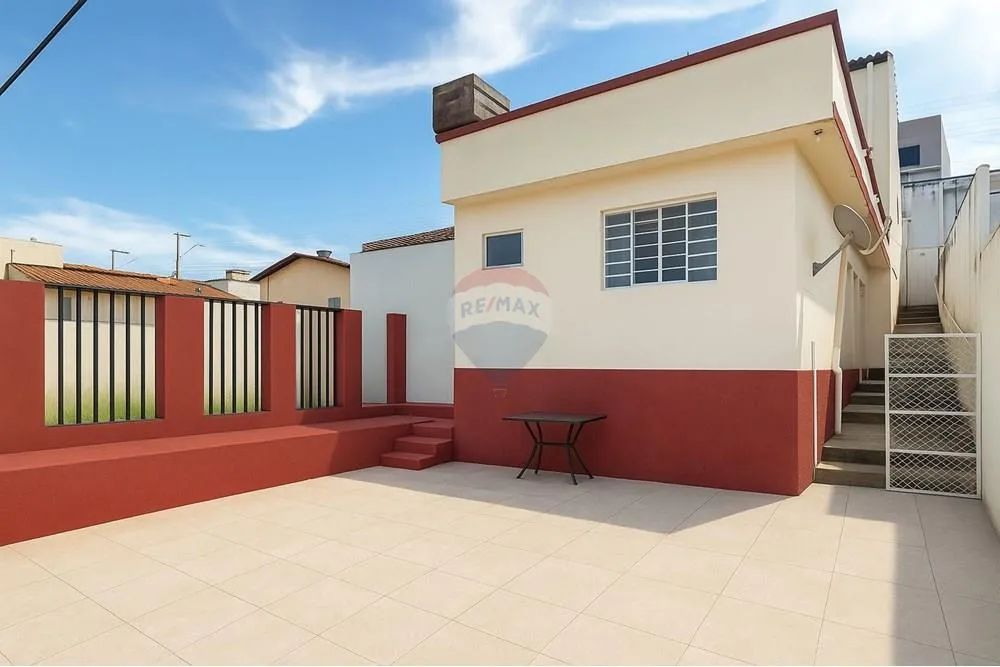 CASA COM ÓTIMO INVESTIMENTO - Foto 2