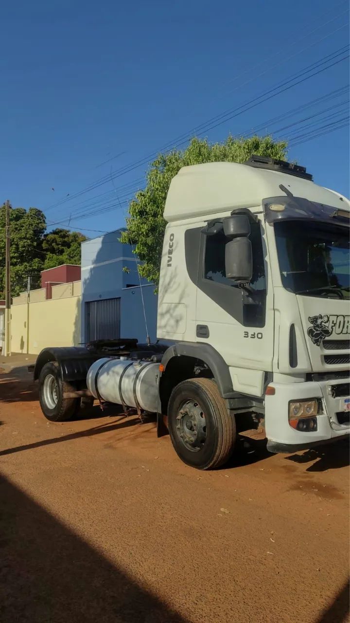 Iveco 330 / 320 e cursor c boiadeira 