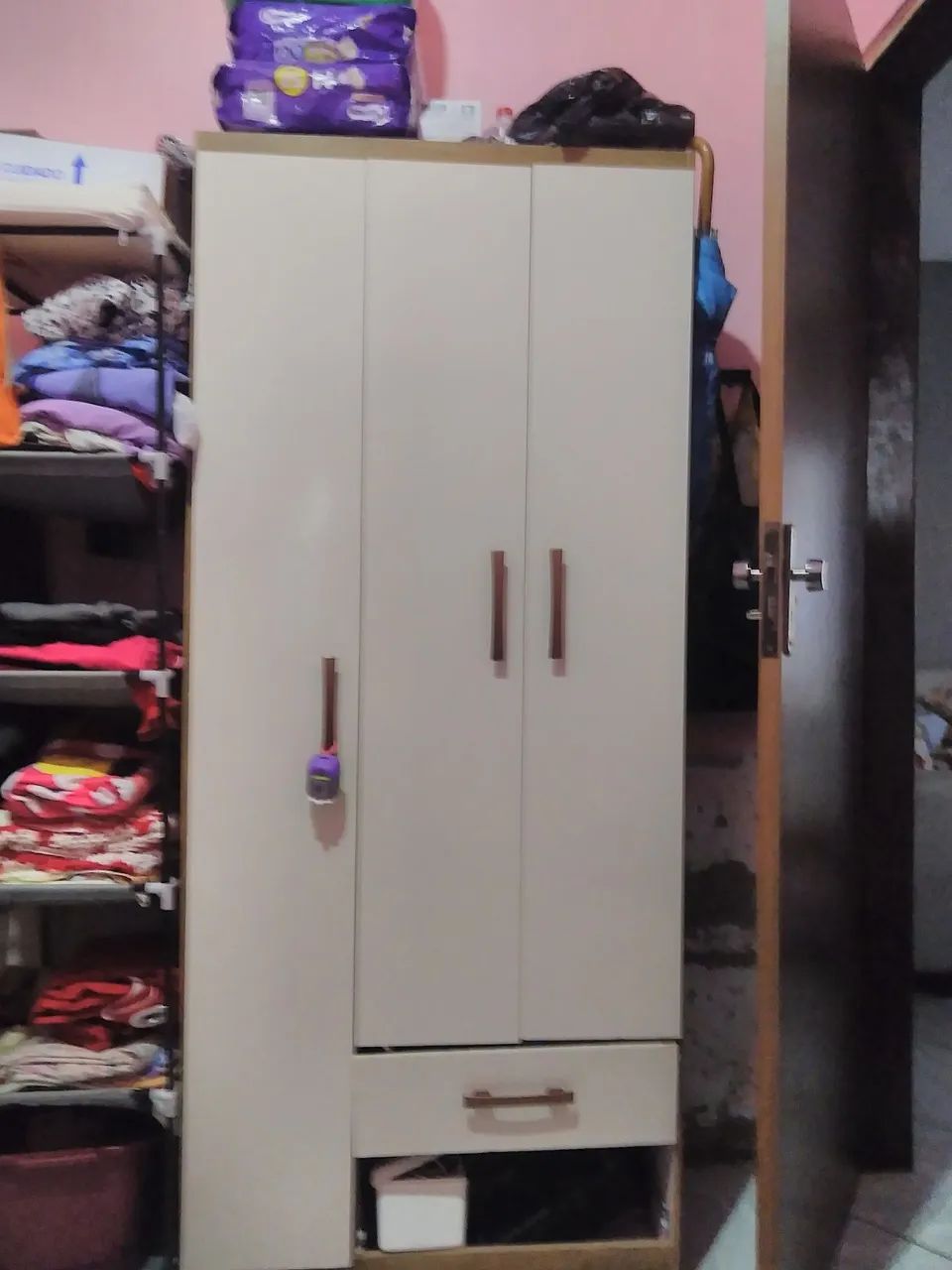 Guarda roupa solteiro 