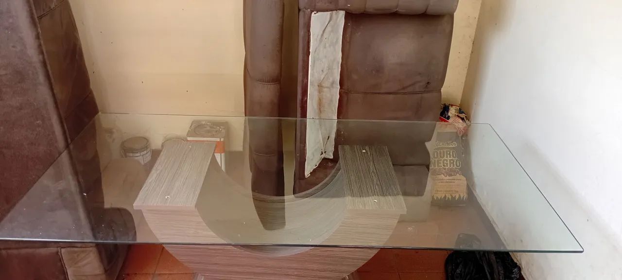  Mesa de vidro grande sem cadeira - Foto 3