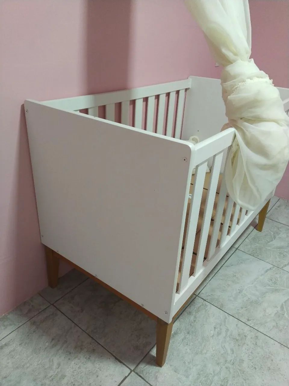 Berço semi novo com colchão  - Foto 3