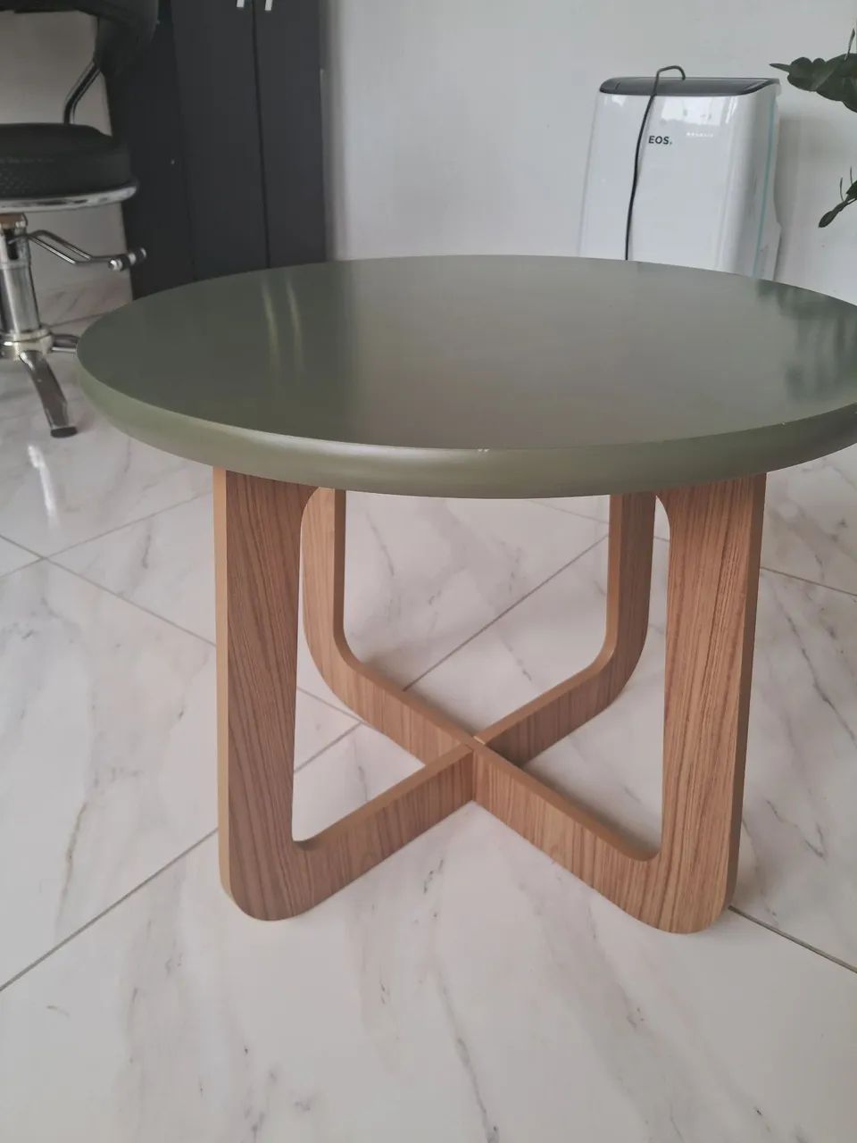 Mesa de Centro Redonda Moderna . Parcela no cartão  - Foto 3