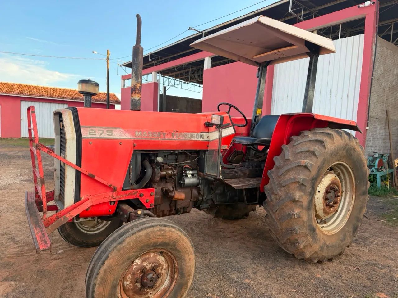 Massey Fergusson 275  4x2