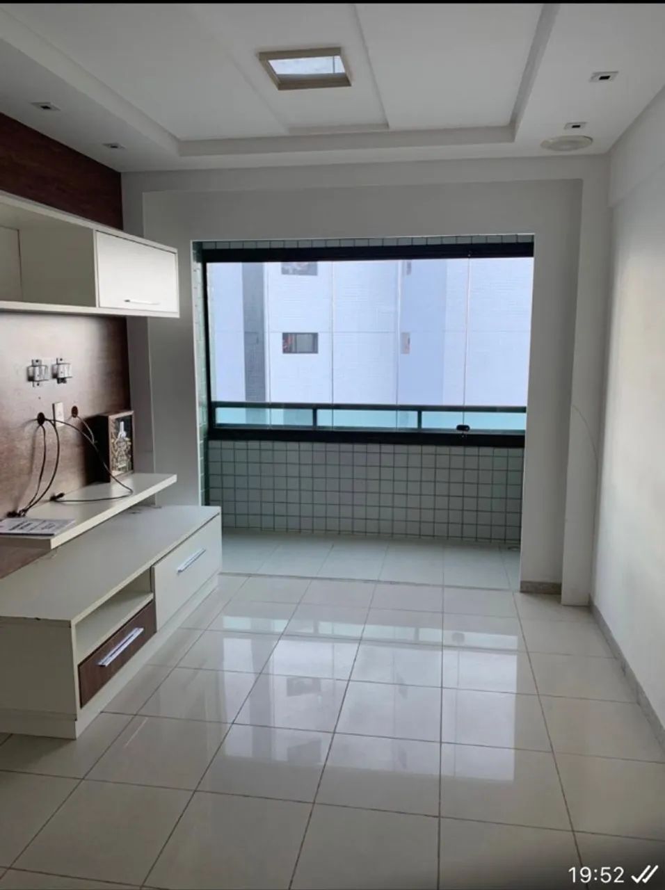 Apartamento super ventilado melhor área das Ubaias 02 quartos