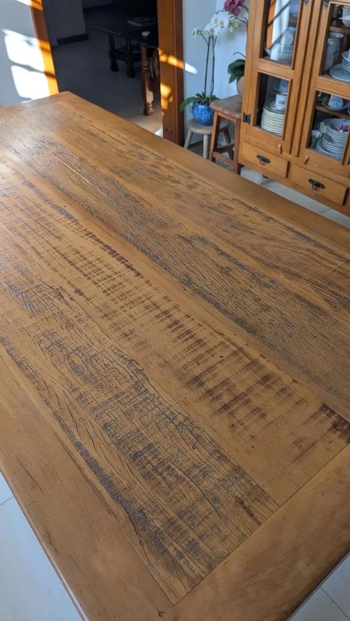 Mesa de Jantar Peroba Demolição com Gaveta. Sem as cadeiras. - Foto 5