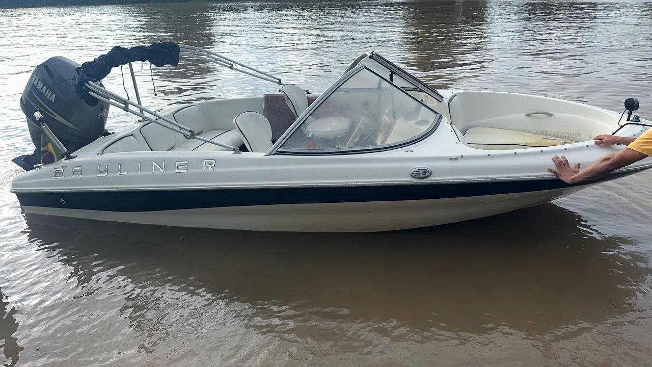 Vendo lancha Bay liner 90hP , 4 Tempo - Barcos e aeronaves 