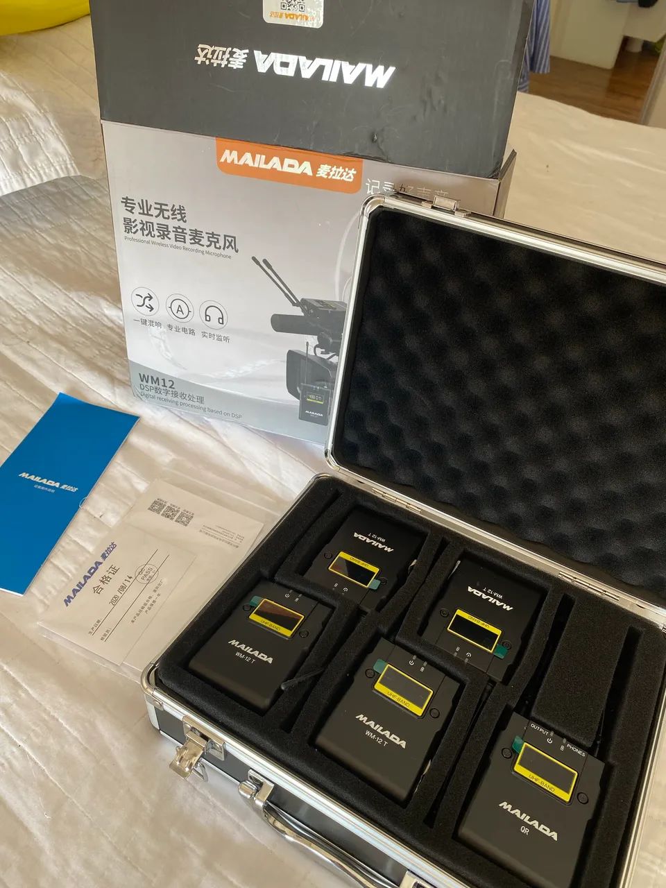 Microfone Sem Fio Mailada WM12 - Kit com 4 Lapelas