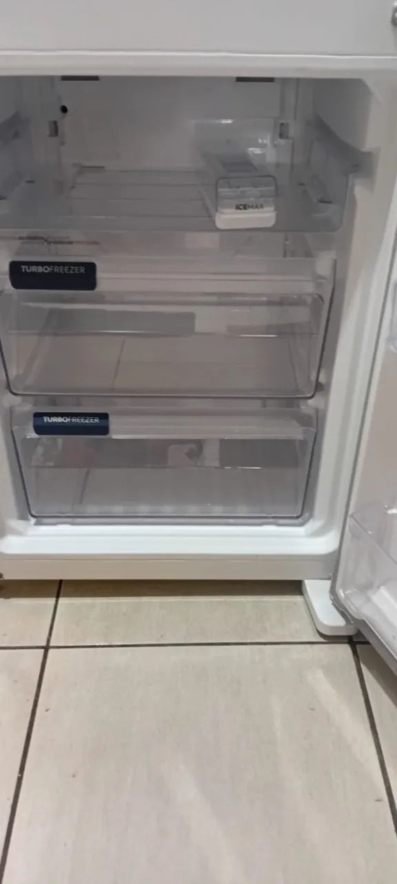 Geladeira electrolux