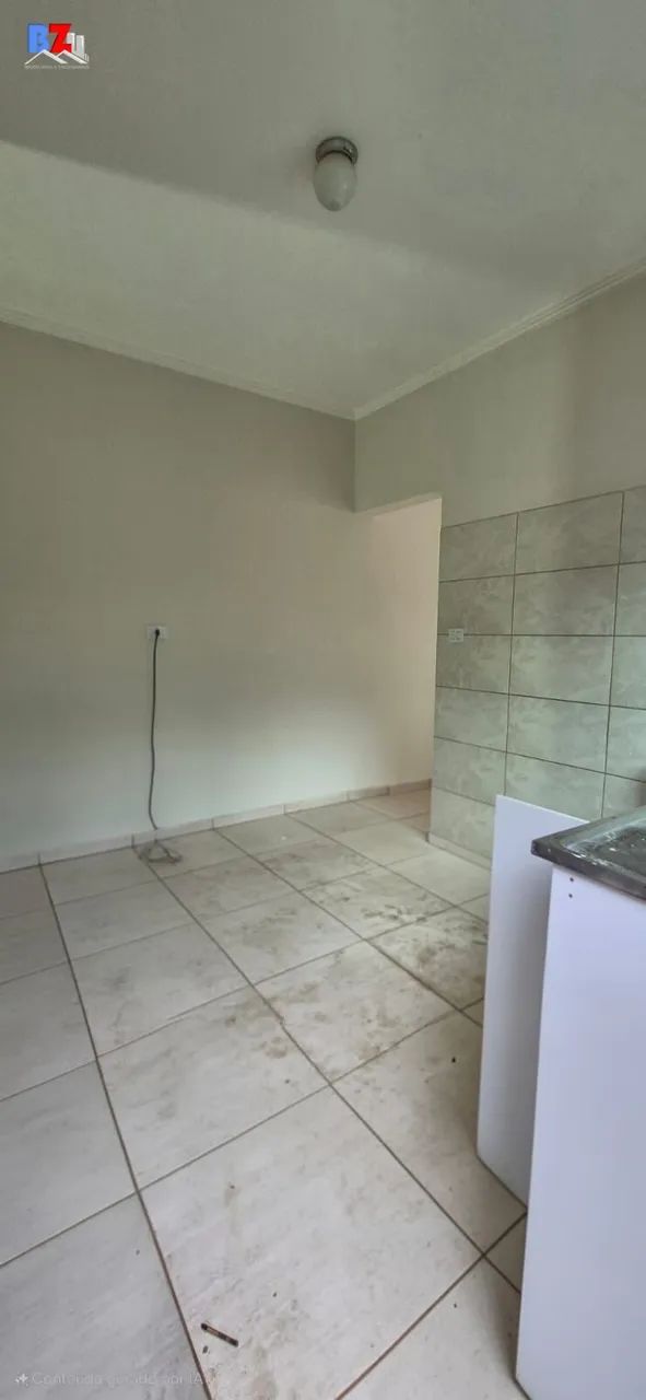 Casa para locação com quintal no Vale das Colinas - Foto 3