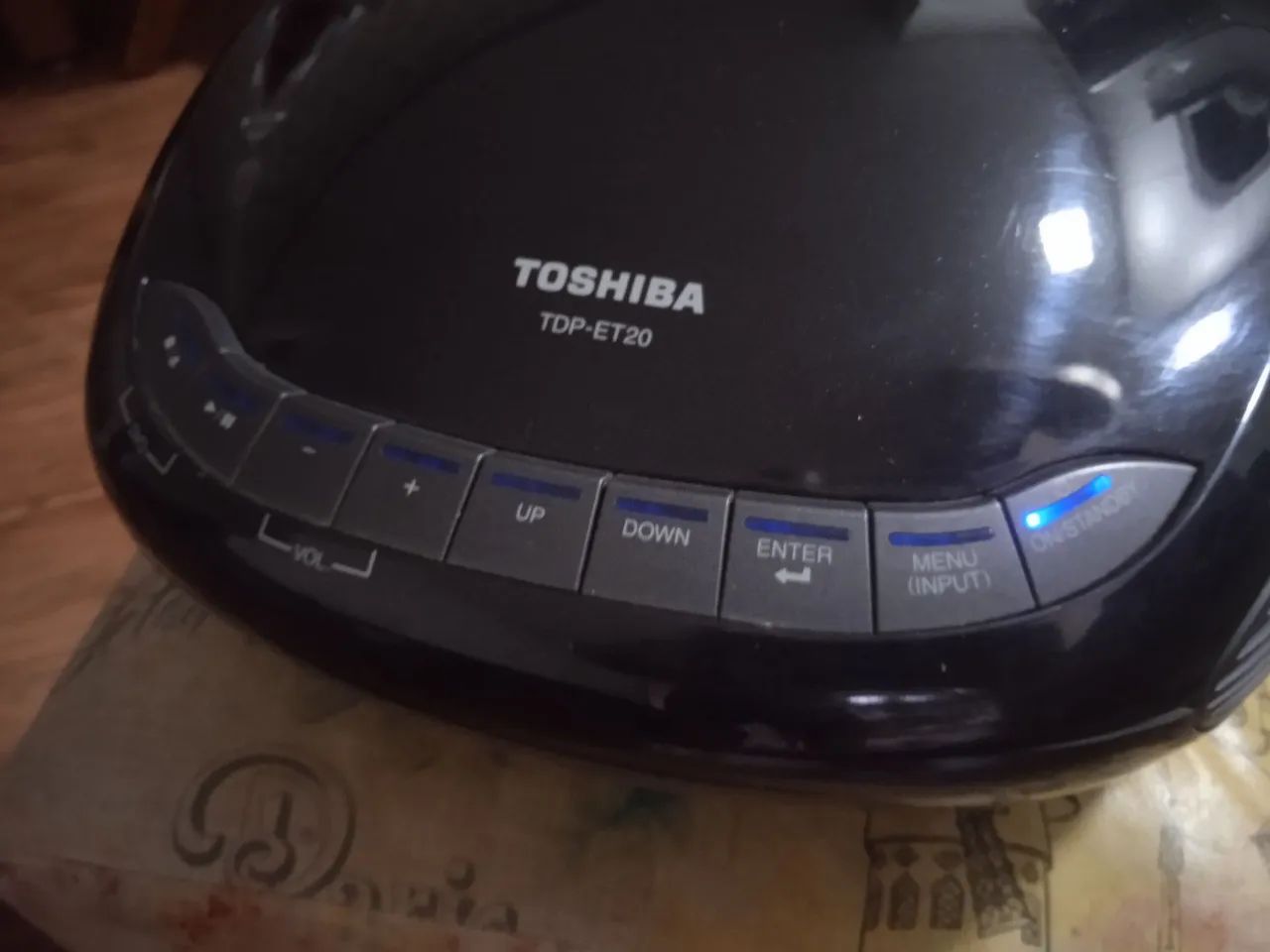 Projetor Toshiba TDP-ET20 com defeito  - Foto 2