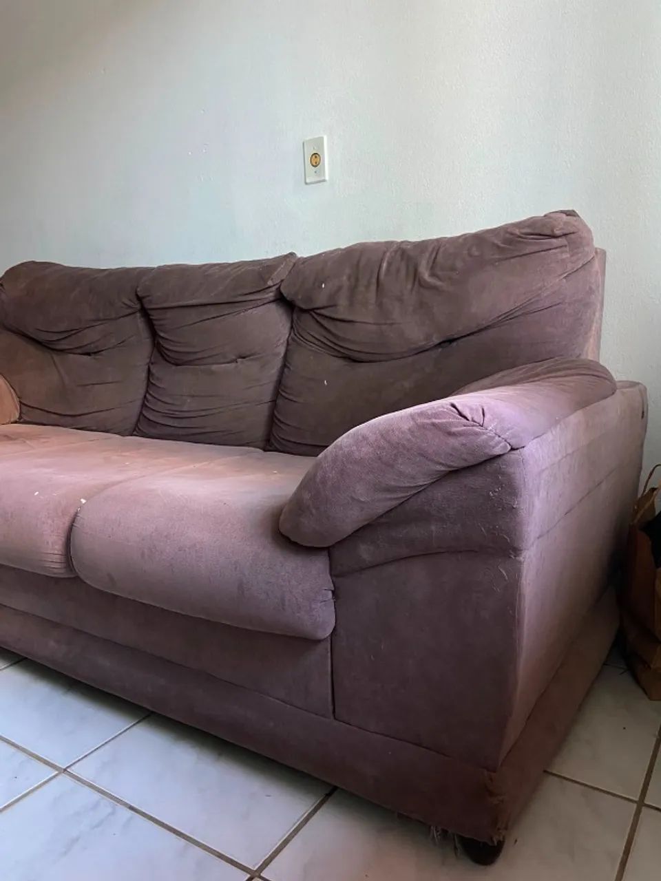 Sofá 3 lugares - Doação - Foto 4