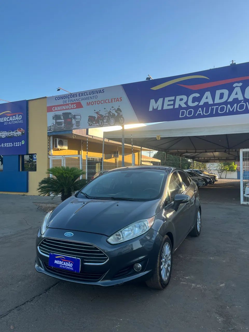 Ford Fiesta Fiesta Sed. TI./TI.Plus1.6 16V Flex Aut. 2015
