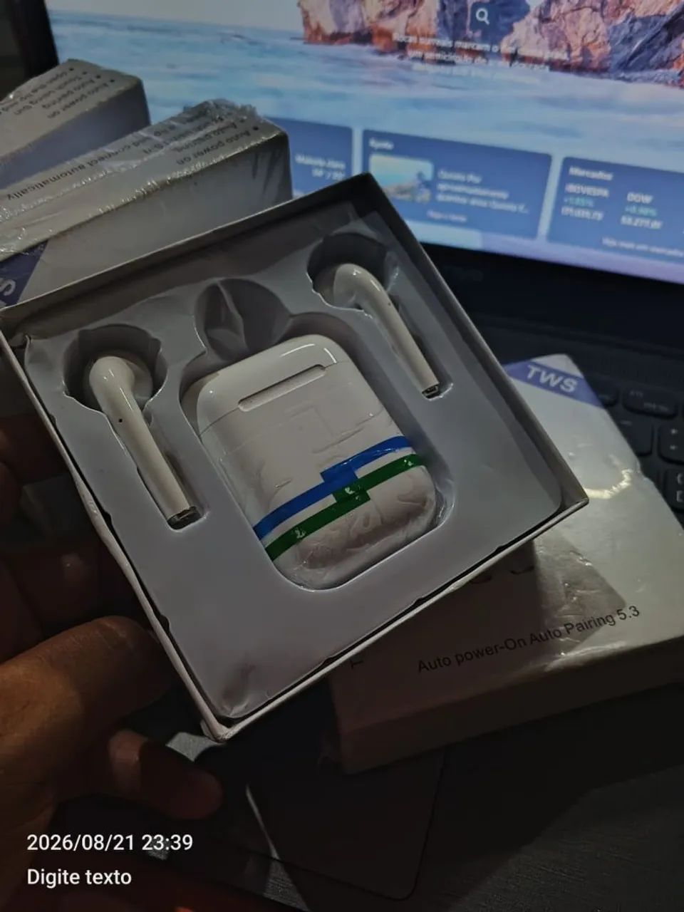 Fone de ouvido bluetooth i12 