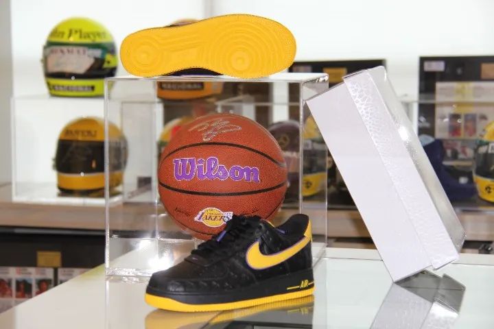 Tênis Kobe Bryant Original - Foto 3