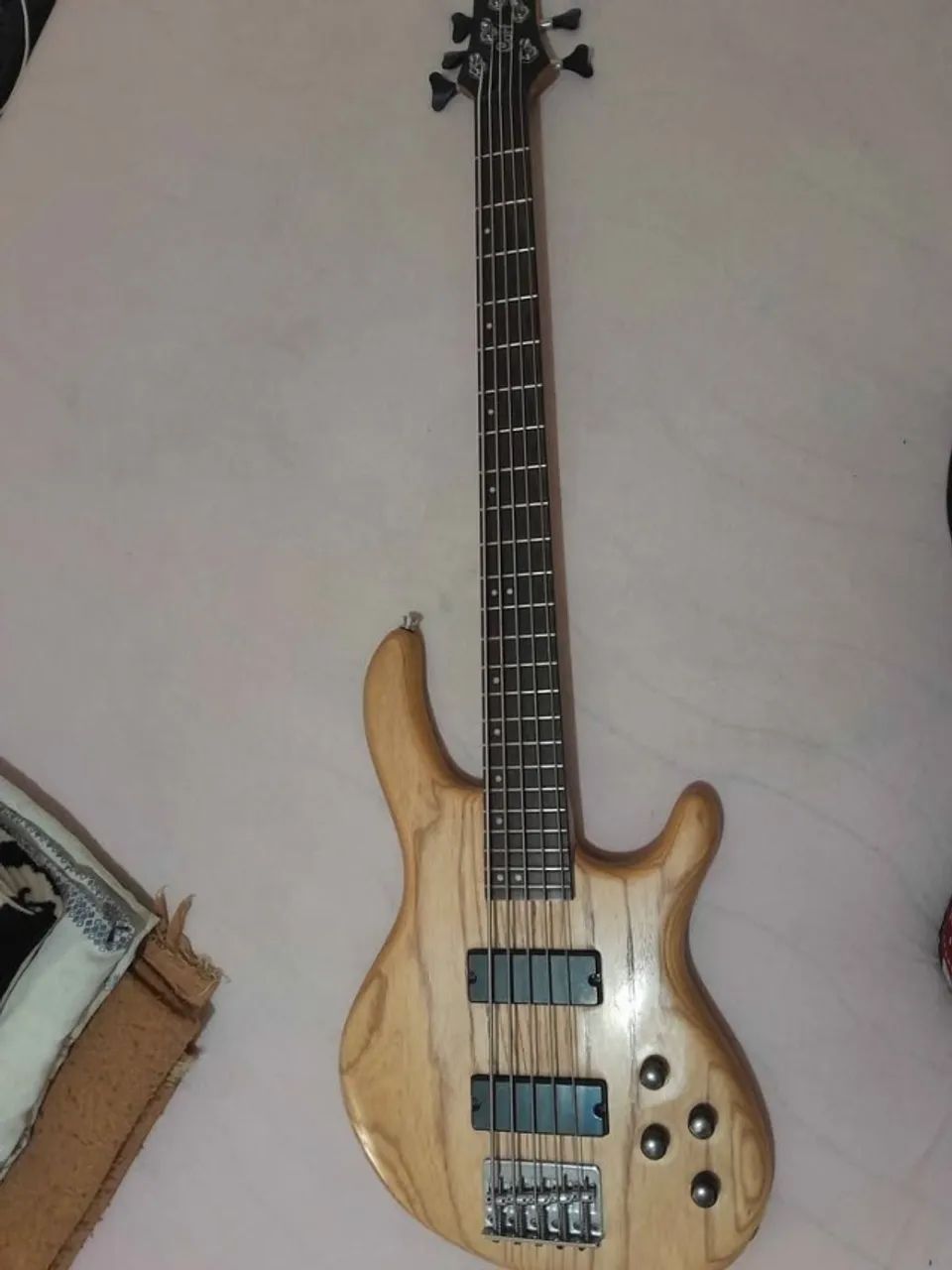 Baixo Cort Action V DLX - Foto 2