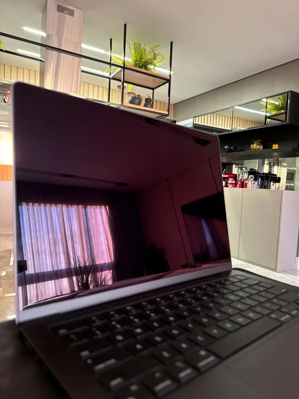 MacBook Pro M4 - Foto 4