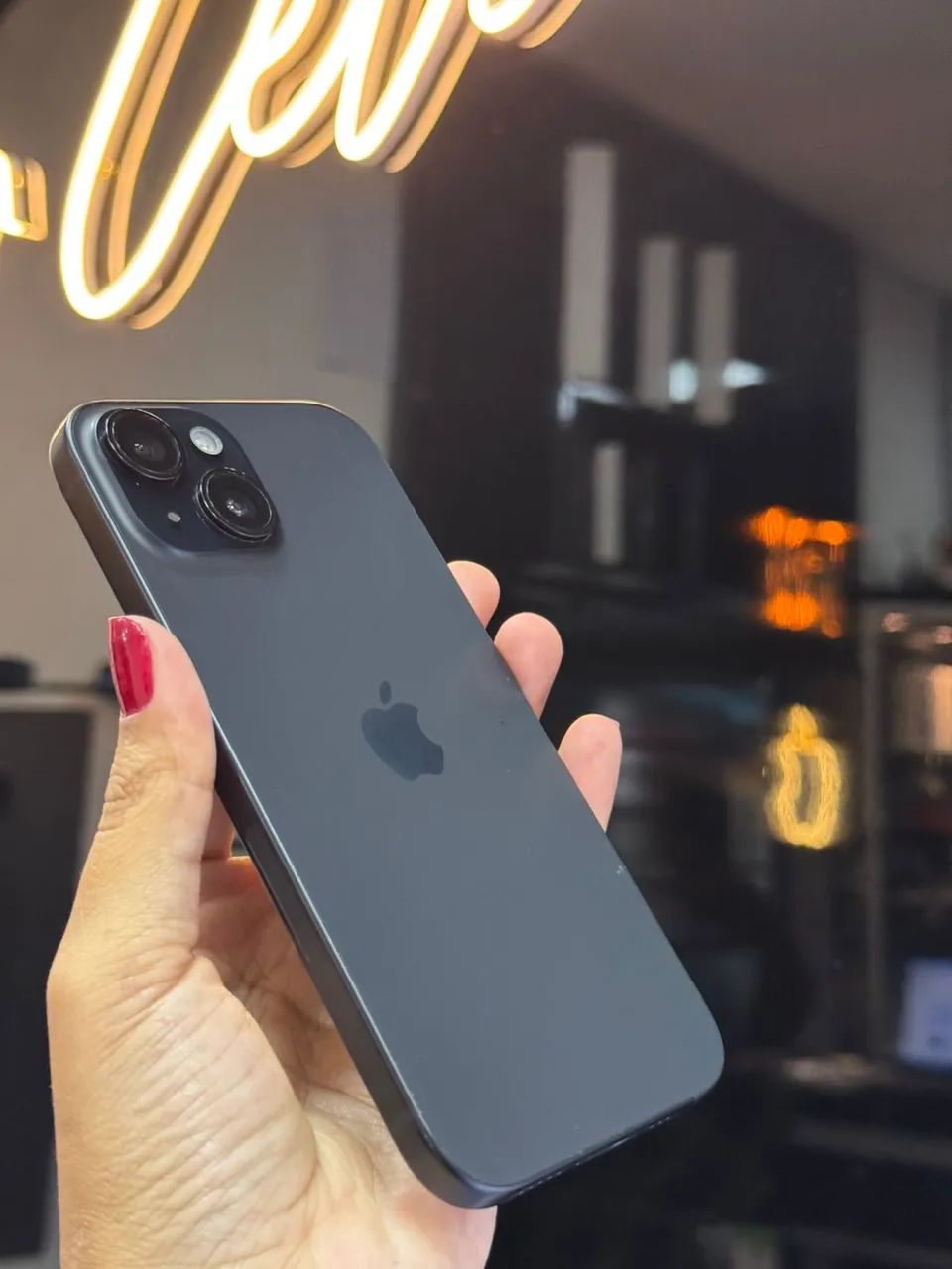 iPhone 15 128GB 