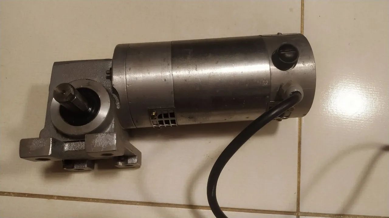 Motor 24volts DC