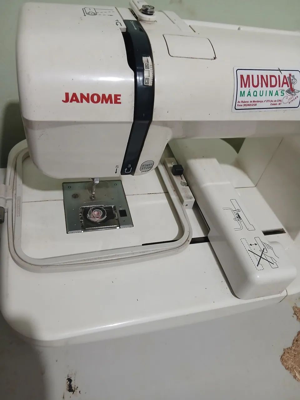 Máquina de bordar 