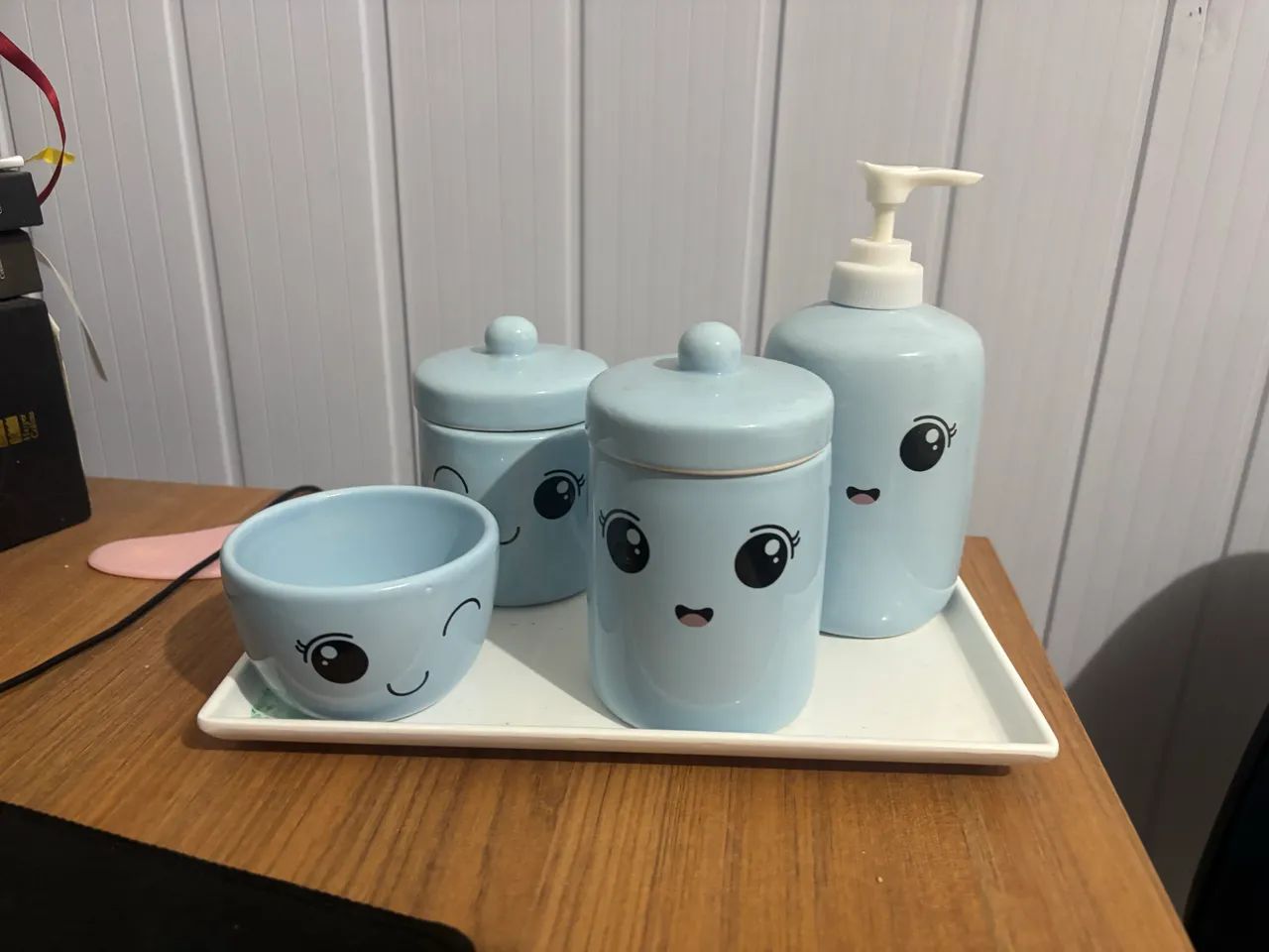 Kit higiene bebê de porcelana 