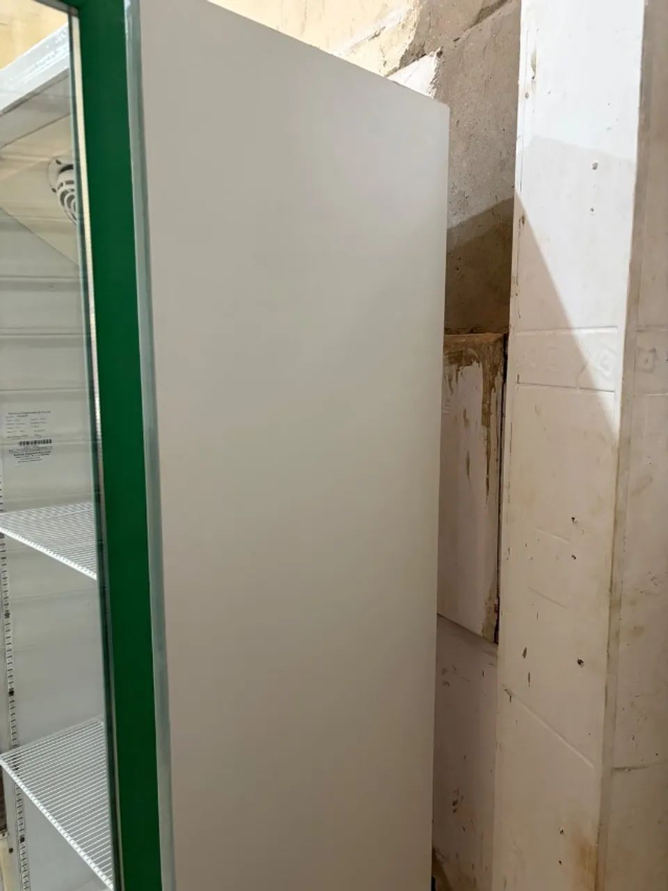 Expositor vertical, 410L, 220v  - Foto 4