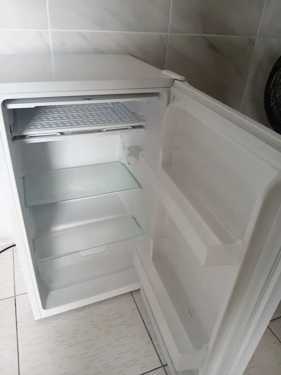 Frigobar VIX 115 Litros - Foto 2
